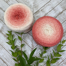 Load image into Gallery viewer, Mary Ann Blossoms