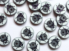 Load image into Gallery viewer, Textile Garden Novelty Buttons