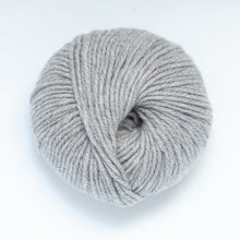 Load image into Gallery viewer, Clinton Hill Cashmere Bespoke Worsted