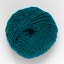 Load image into Gallery viewer, Clinton Hill Cashmere Bespoke Worsted