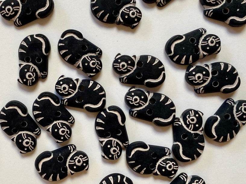 Textile Garden Novelty Buttons