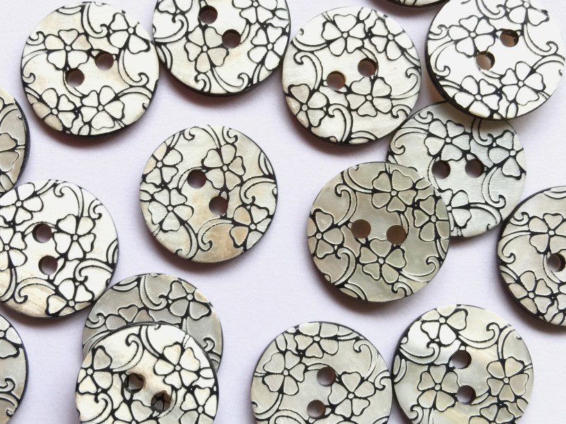Textile Garden Shell Buttons