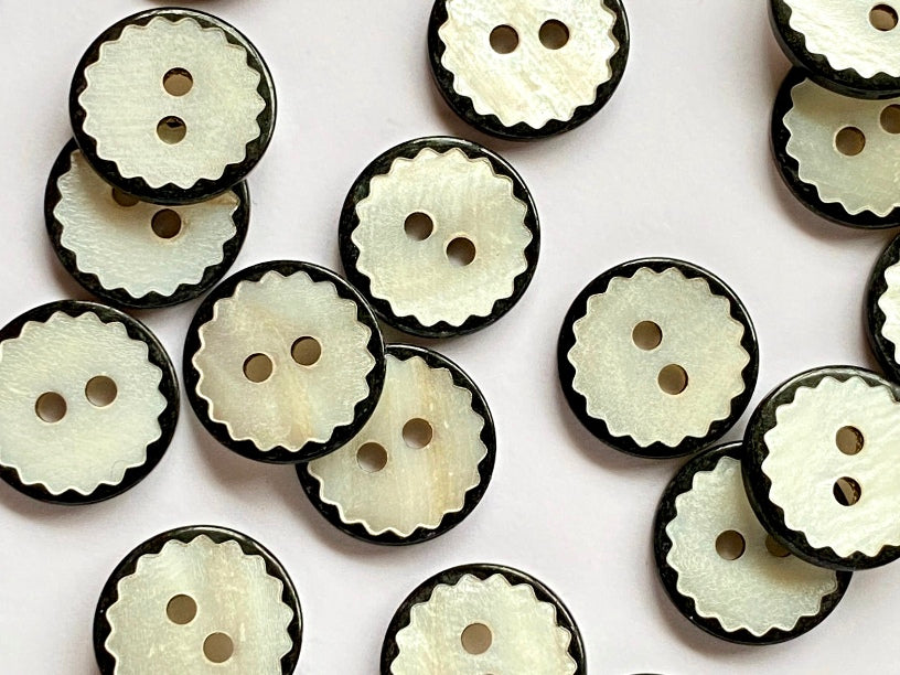 Textile Garden Shell Buttons