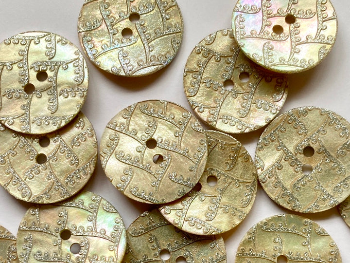 Textile Garden Shell Buttons