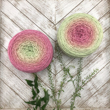 Load image into Gallery viewer, Mary Ann Blossoms

